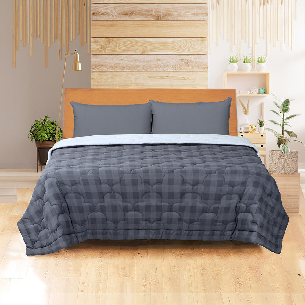 SOLID REVERSIBLE WINTER PLEASURE ALL SEASON DUVET 250 GSM