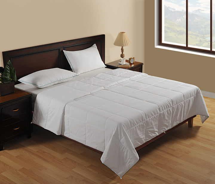 COOL FINISH PREMIUM WINTER SHIELD ACUTE WINTER DUVET - 500 GSM