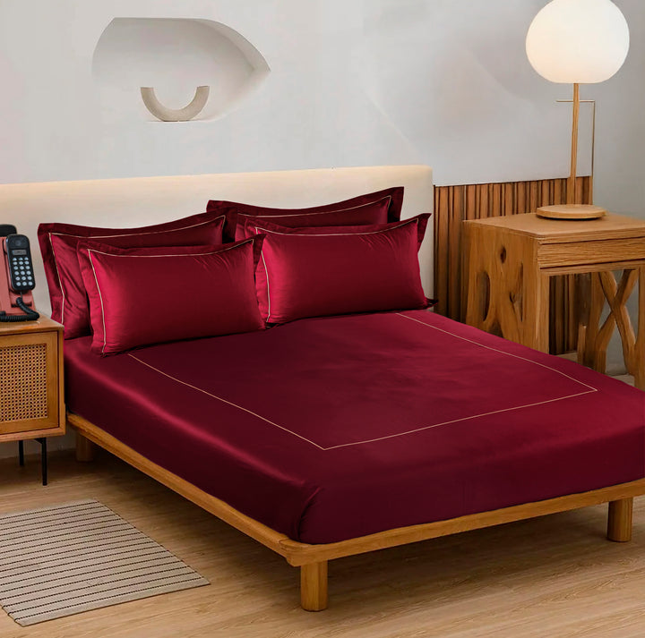 URBAN COUTURE - 300 TC  LINEN SET WITH LINE EMBROIDERY