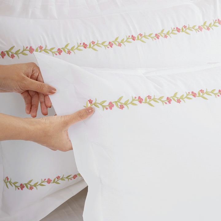 Pink Meadow Super King Bedsheet Set