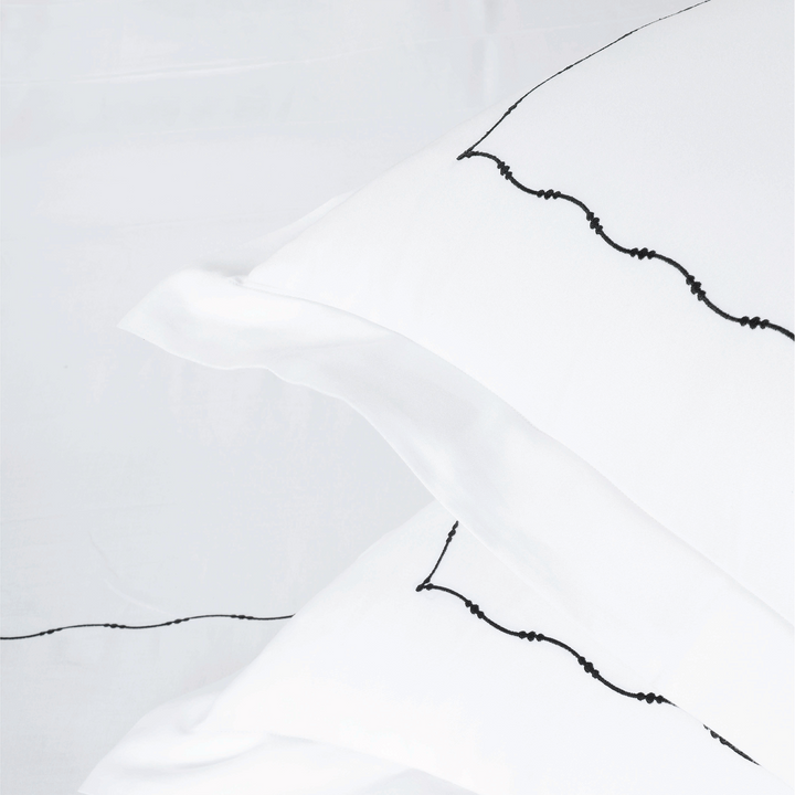 Royal Knot Super King Bedsheet Set