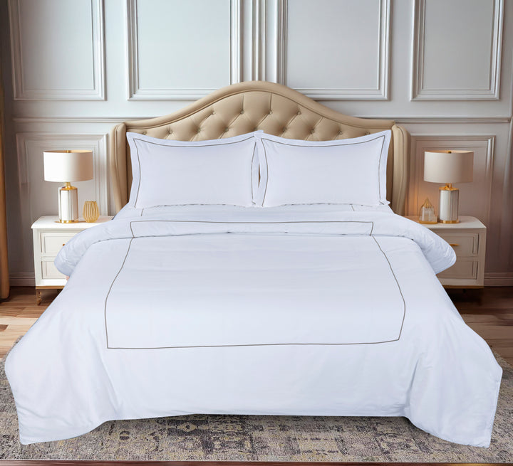 URBAN COUTURE - 300 TC  LINEN SET WITH LINE EMBROIDERY