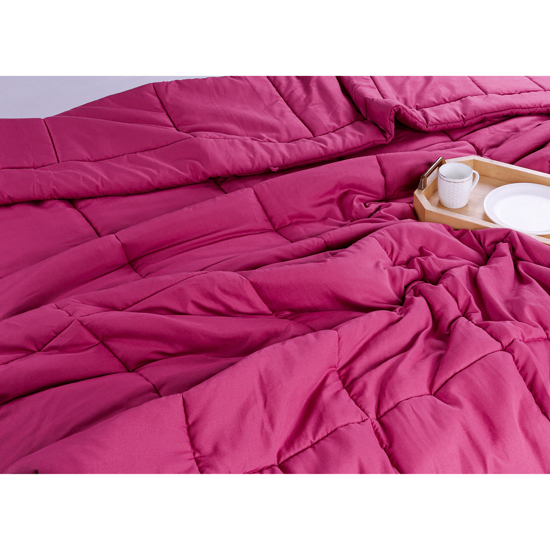 COOL FINISH PREMIUM WINTER SHIELD ACUTE WINTER DUVET - 500 GSM