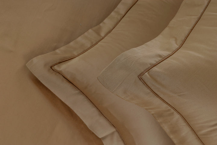 URBAN COUTURE - 300 TC   BED SHEET SET WITH LINE EMBROIDERY