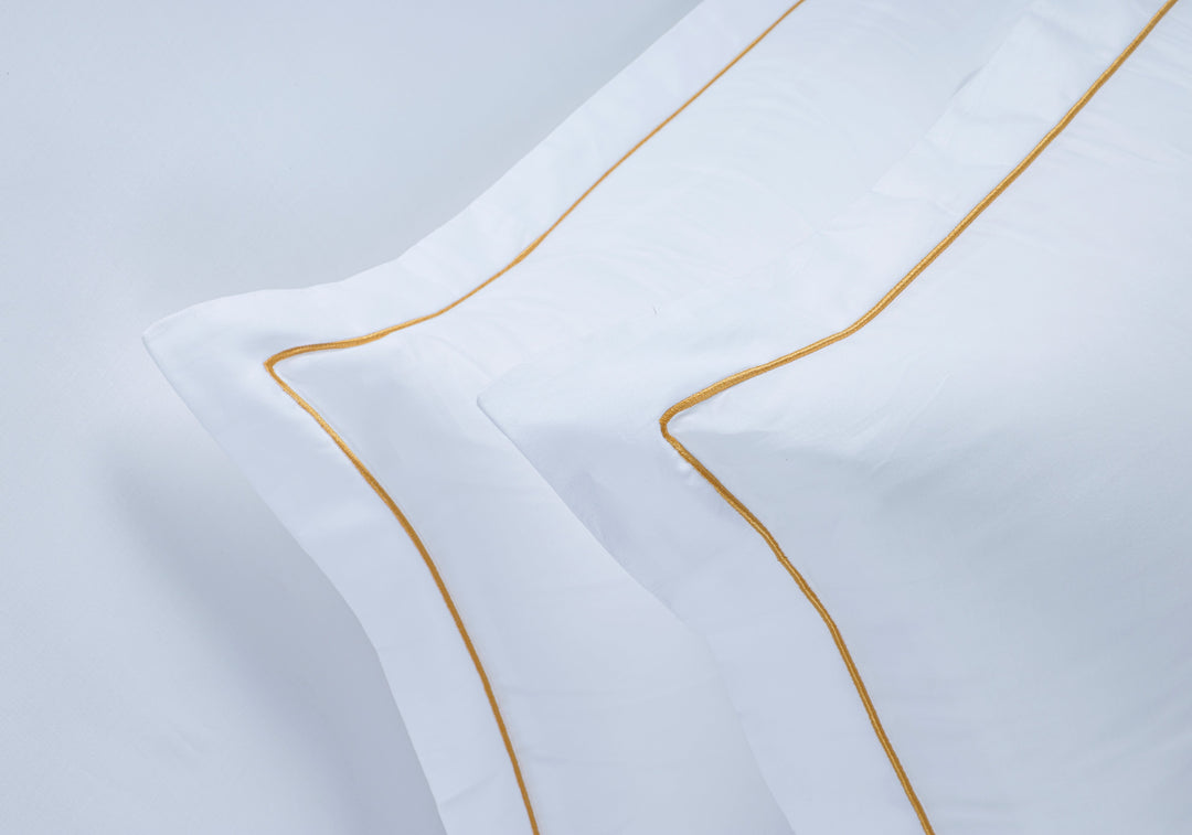URBAN COUTURE - 300 TC   BED SHEET SET WITH LINE EMBROIDERY
