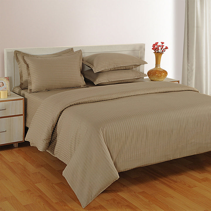 HIGH LIVING - 300TC 1CM SATIN STRIPE / PLAIN DUVET COVERS