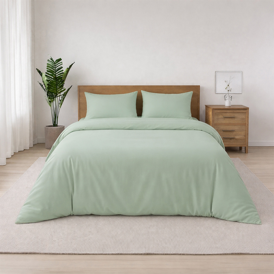 LAP OF LUXURY - 400TC 1CM SATIN STRIPE / PLAIN DUVET COVERS