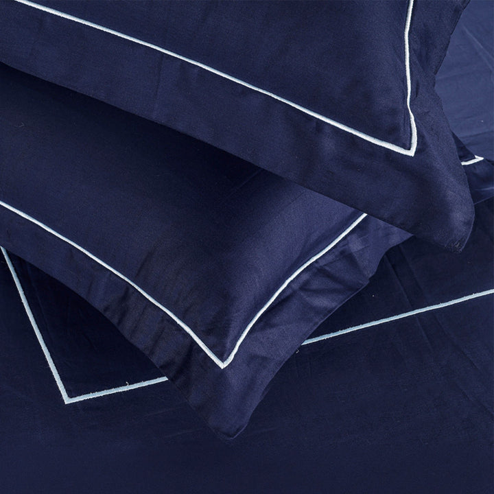 PILLOW COVERS WITH LINE EMBROIDERY
