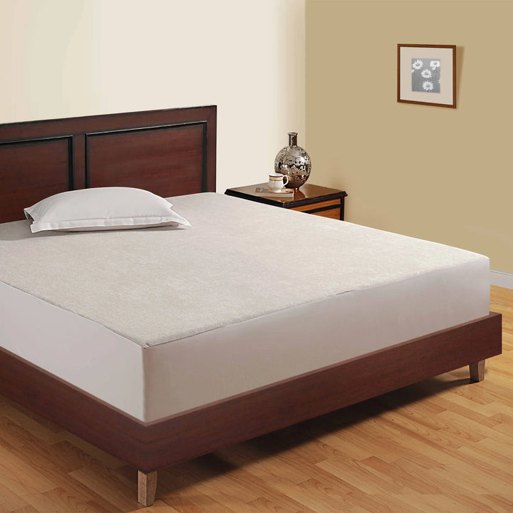 POLYESTER TERRY MATTRESS PROTECTOR WITH LYCRA SKIRTING